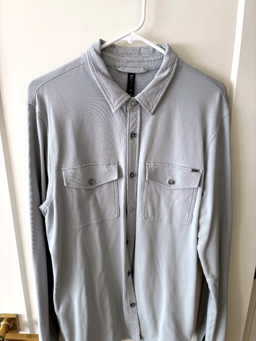 Vuori Studio Shirt Light Grey Size Medium